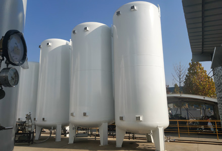 Optimizing Insulation Design for Large-Capacity Cryogenic LNG Storage Tanks